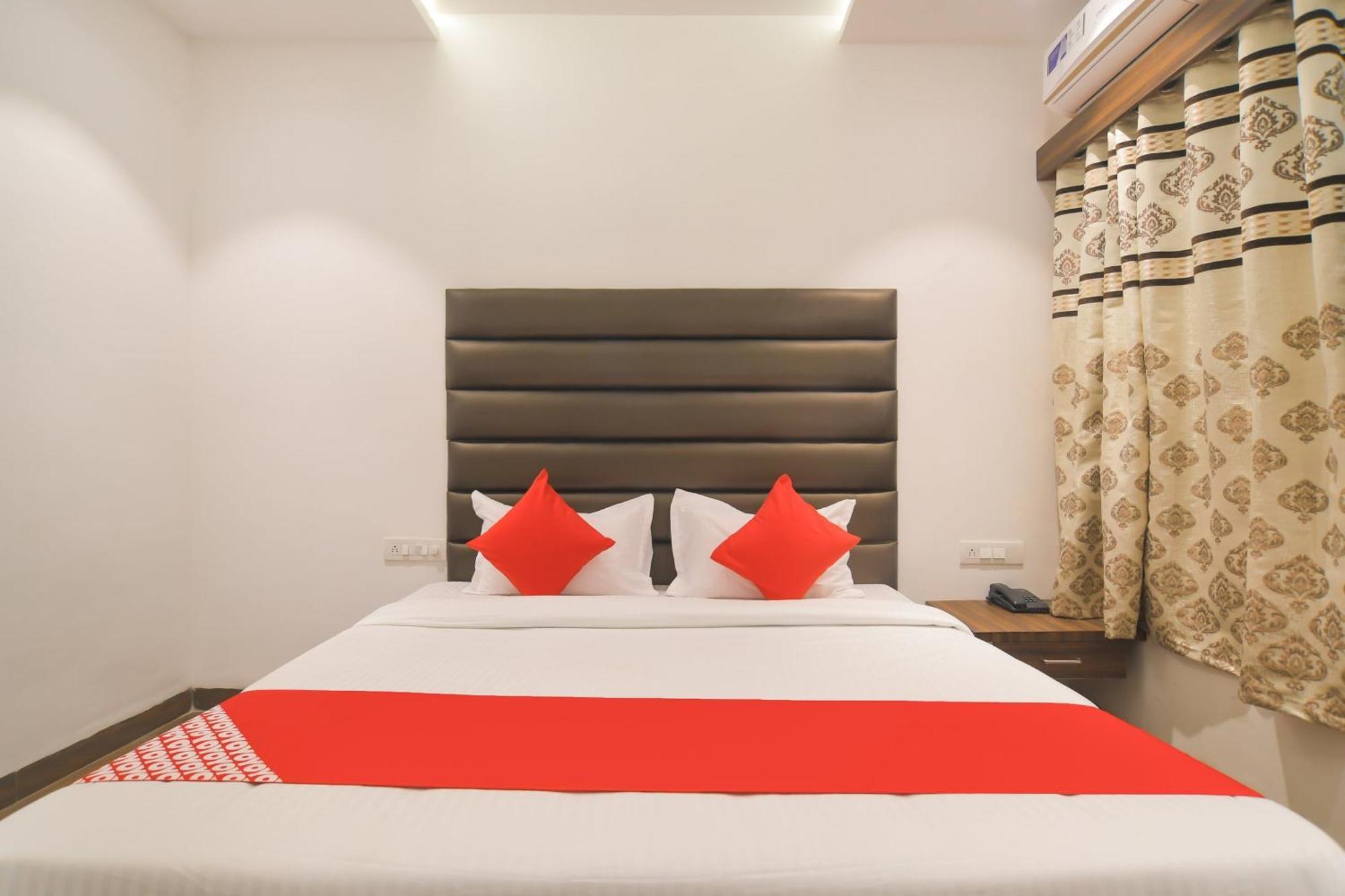 Hotel O Rudraksh Индаур Экстерьер фото